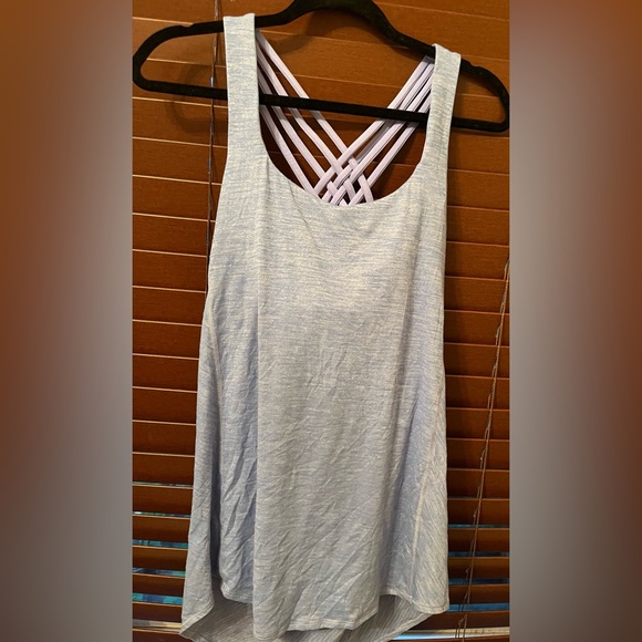 Lululemon built in bra tank - Picture 1 of 2